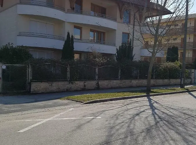 Διαμέρισμα Napsugar *